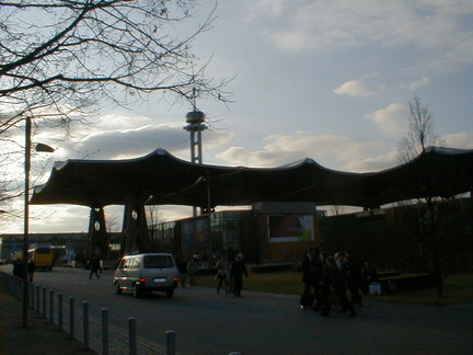 Das Dach von der Weltausstellung