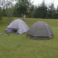 Die ersten Zelte werden aufgebaut.